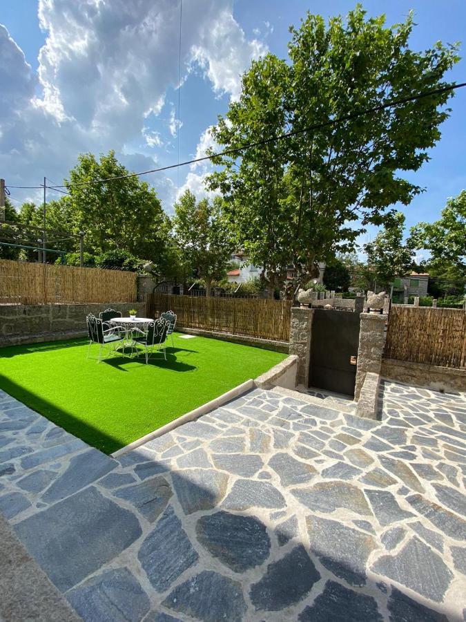 Casa Con Jardin Gatos * Las Navas Del Marques